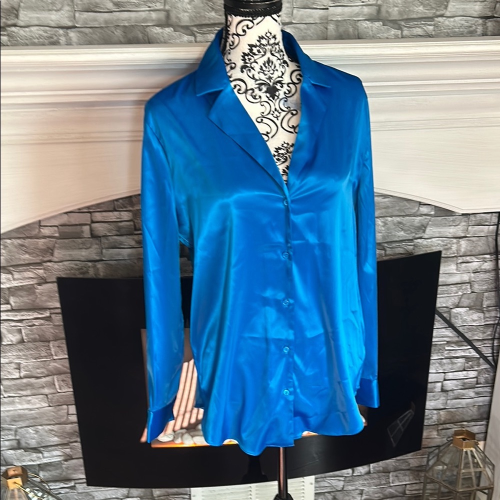 Elegant Blue Women's Top